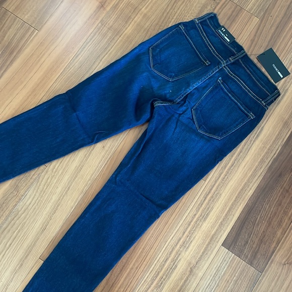 NET Fashion Nova Canopy Jeans - Picture 6 of 6